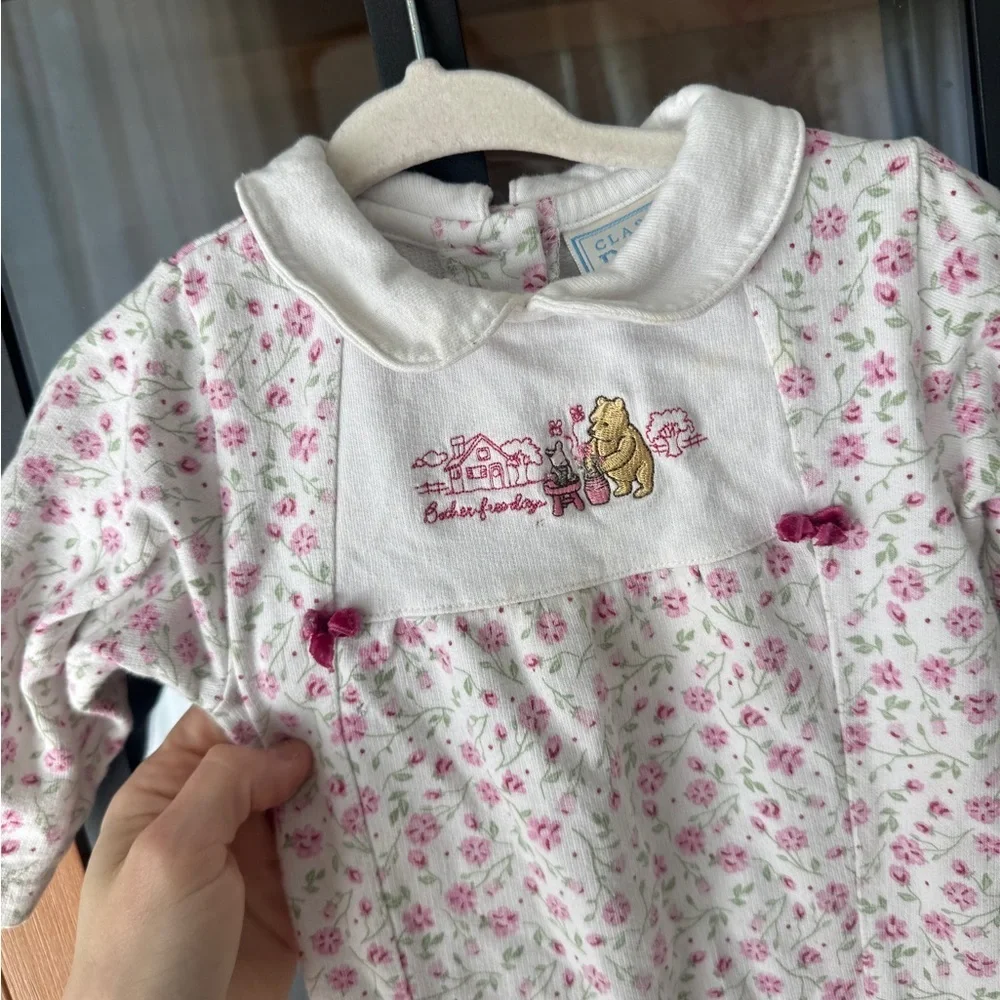 Vintage 90s Classic Pooh coverall floral embroidered baby girl collar winnie the